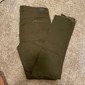 ARMY GREEN DISTRESSED HIGH WAISTED DENIM JEANS